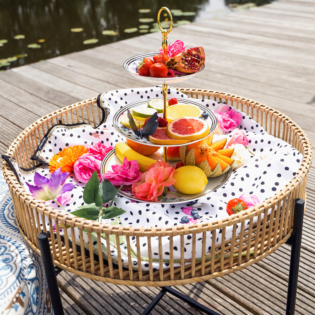 Melli Mello Nora dots white Table runner black-white dots